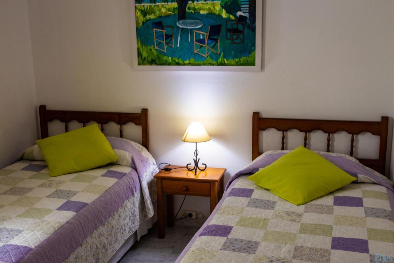 Apartamentos Gabriel Sans Fornells  Exteriör bild